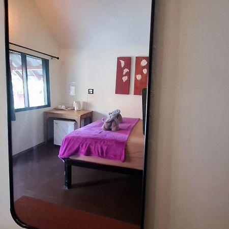 Breizh Cape Beach Bungalows Ko Lanta Buitenkant foto