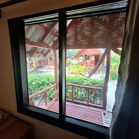 Breizh Cape Beach Bungalows Ko Lanta Buitenkant foto
