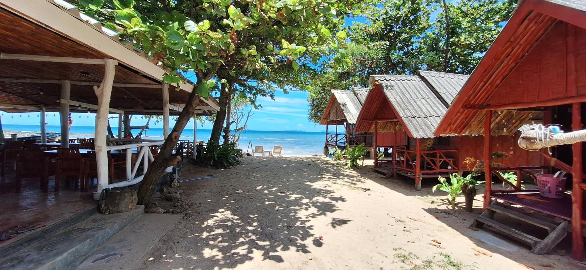 Breizh Cape Beach Bungalows Ko Lanta Buitenkant foto