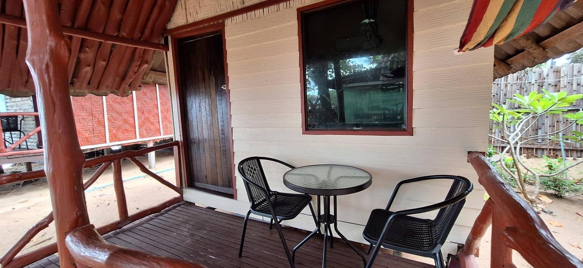 Breizh Cape Beach Bungalows Ko Lanta Buitenkant foto
