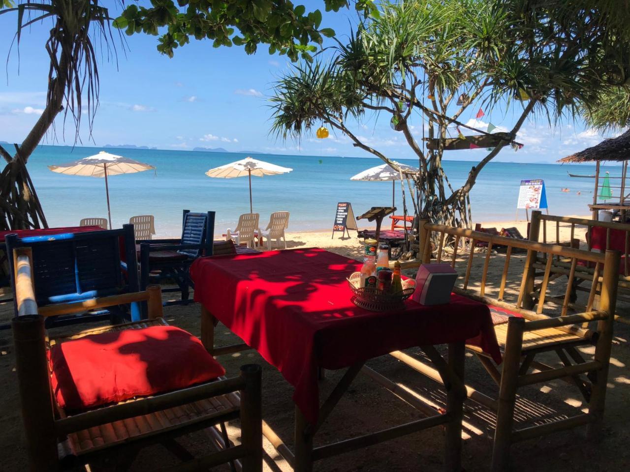 Breizh Cape Beach Bungalows Ko Lanta Buitenkant foto